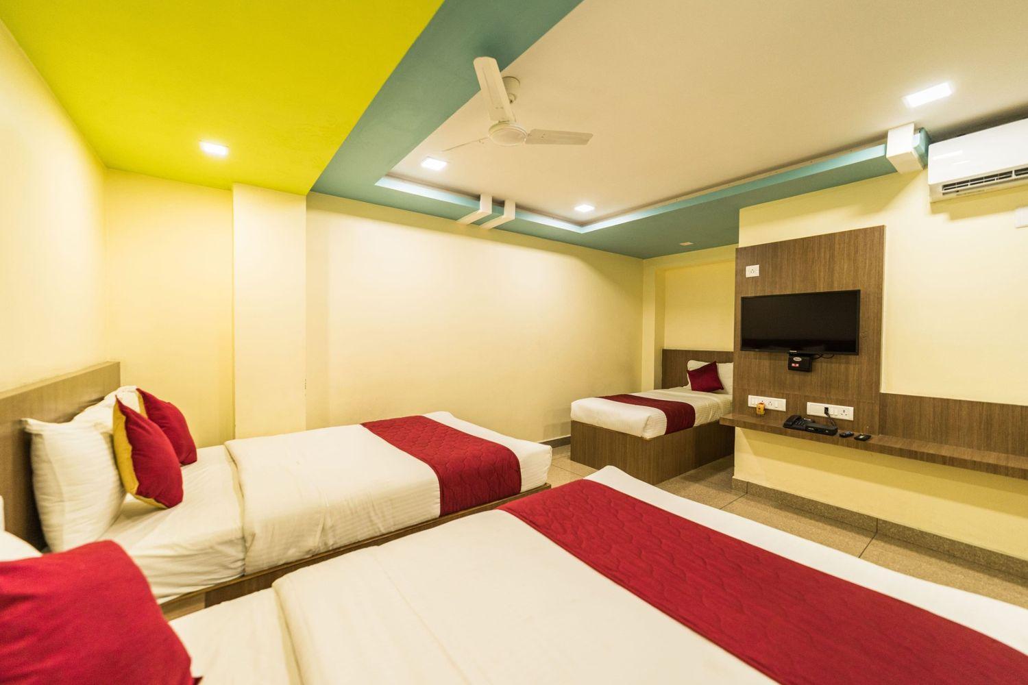 Sau Residency Hotel Kanchipuram Buitenkant foto